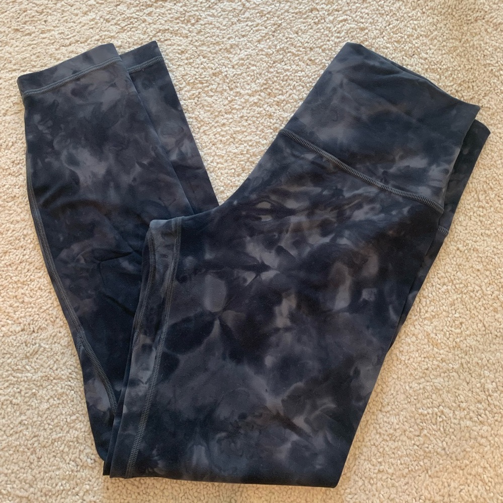 Lululemon Align 7/8 Leggings. Size 8.